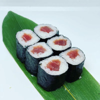 Sushi House La Londe food