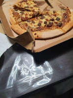 Domino's Pizza Mouvaux food