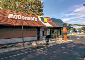 Mcdonald's outside