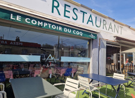 Le Comptoir Du Coq inside