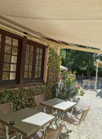 La Brasserie Du Lavoir inside