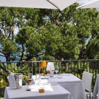 Le Bistrot à La Mer food