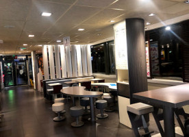 Mcdonald's Flers En Escrebieux inside