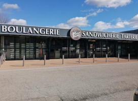 Boulangerie Marie Blachere outside