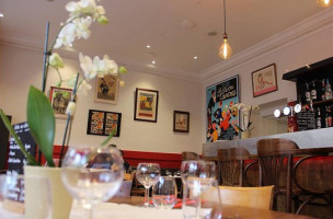 Bistrot Des Polissons food