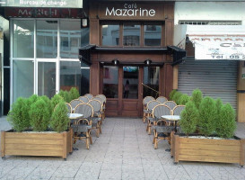 Café Mazarine outside