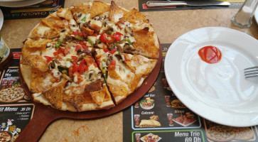 Pizza Hut food