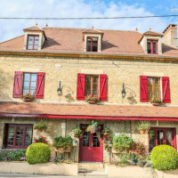 Auberge Des Chenets outside