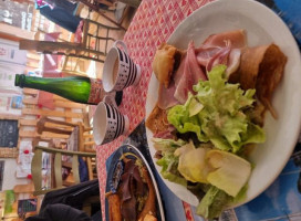 Crêperie Avel Mor inside