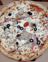 Allo Pizza food