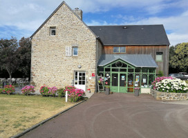 Auberge De Carolles food