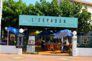 L'espadon outside