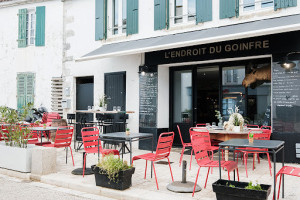 L'endroit du goinfre outside