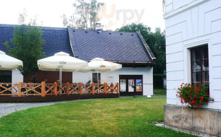 Restaurace Losín Extérieur