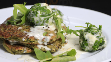 Radonická Beseda food