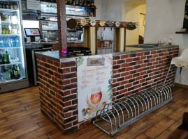 Klášterský Hostinec U Karlových Varů À l'intérieur