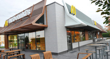 Mcdonald's outside