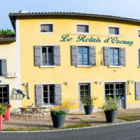 Le Relais D'ozenay inside