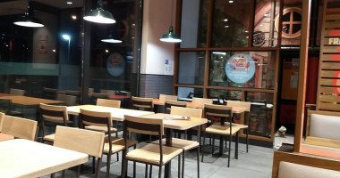 Burger King inside