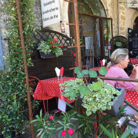 la table de sylvie outside