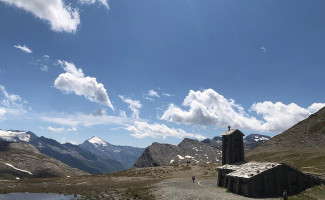 Col De L'iseran outside