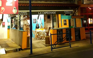 La Capechade outside