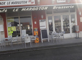 Le Margoton outside