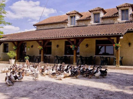 La Ferme De Grande Maison outside