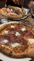 Pizzeria La Tosca food