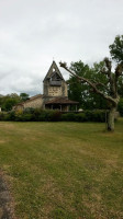 L’auberge Du Chêne Pascal Belhade outside