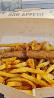 Au Resto Frites De Roye food