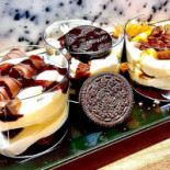 Pizz'art Mona Lisa Pizzeria à Bons En Chablais food