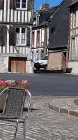 Hotel Restaurant Traiteur le Bernay outside