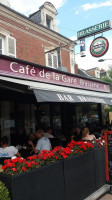 CafÉ De La Gare De Bernay outside