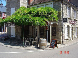 Cave Saint Louis, Cave a Vin, Bar a Vin, Restaurant outside