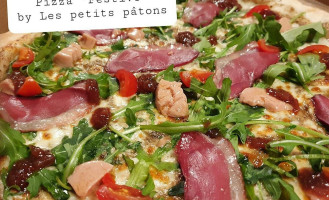 Les Petits Pâtons food