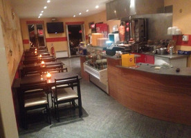 L'Oriental inside