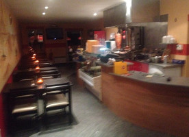L'Oriental inside