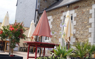 Auberge Des Tisserands outside