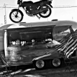 R'stream Burger Street Food Exterior