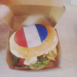 R'stream Burger Street Food food