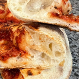 Le Chalet A Pizzas food