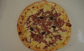 La Pizza Maestria food