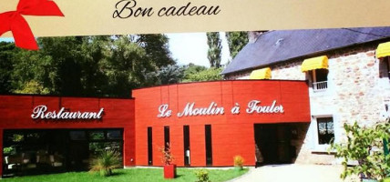 Le Moulin A Fouler outside