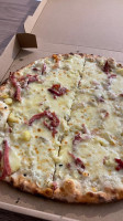 Cham'pizza food