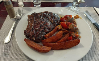 L Assiette Gourmande food