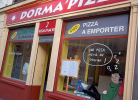 Dorma'pizz outside