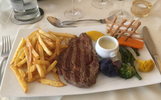 Logis Hôtel Le Fleurance food