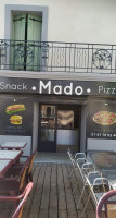 Mado Pizza outside