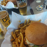 Ninkasi Ol Vallée food